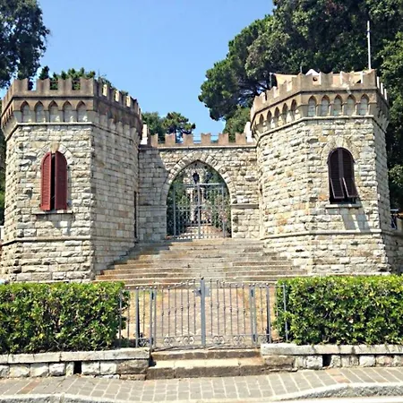 Castello Bellariva 公寓 *